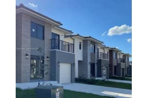 1151 Nw Nw 1st St, Florida City