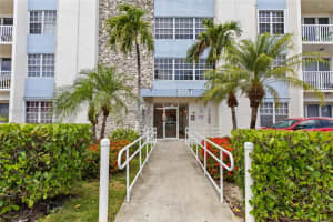 3551 SW 9th Terrace APT 502, Miami, FL 33135, - MLS#A12015043
