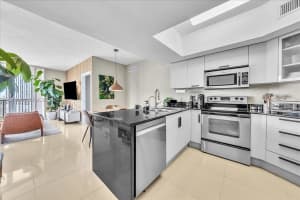 Opera Tower, 1750 N Bayshore Dr APT 2015, Miami, FL 33132, - MLS#A12015063