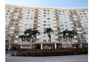401 Golden Isles Dr APT 314, Hallandale Beach, FL 33009, - MLS#A12015095