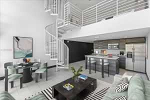 421 Meridian Ave APT 19, Miami Beach, FL 33139, - MLS#A12015099