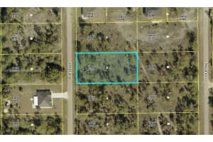 918 Acacia Ave Lehigh Acres, FL 33972 - MLS#A12015108