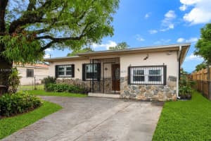 2674 W 8th Ct, Hialeah, FL 33010, - MLS#A12015165