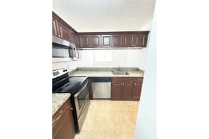 16203 Glenmoor Dr, West Palm Beach, FL 33409, - MLS#A12015167