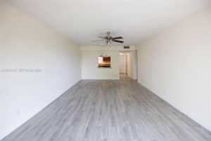9235 SW 8th St APT 403, Boca Raton, FL 33428, - MLS#A12015178