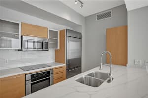 950 Brickell Bay Dr APT 4610, Miami, FL 33131, - MLS#A12015180