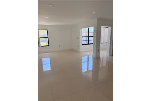 10805 NW 7th St #322, Miami, FL 33172, - MLS#A12015193