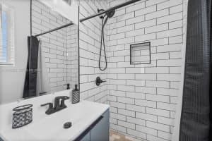 301 86th St #3a, Miami Beach, FL 33141, - MLS#A12015253