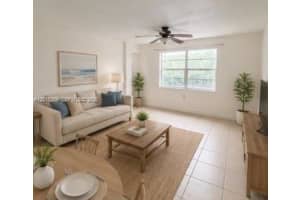 4304 NW 9th Ave Apt 3-2h, Pompano Beach, FL 33064, - MLS#A12015269