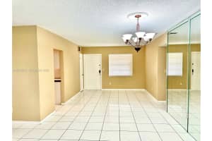 2500 Sw 81st Ave 401, Davie