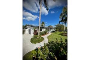 7425 SW 118th St #0, Miami, FL 33156, - MLS#A12015286