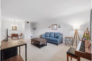 2426 SE 17th St APT 303A, Fort Lauderdale, FL 33316, - MLS#A12015289