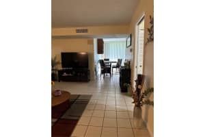 8025 SW 107th Ave APT 111, Miami, FL 33173, - MLS#A12015293