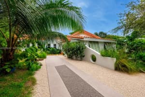 723 NE 112th St, Biscayne Park, FL 33161, - MLS#A12015297