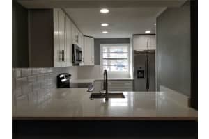 3777 NW 78th Ave APT 14A, Hollywood, FL 33024, - MLS#A12015300