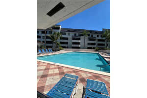 8205 Sw 152nd Ave F-302, Miami