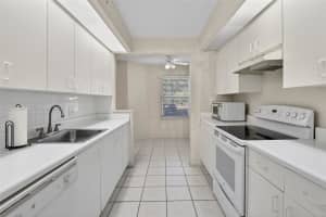 700 SW 137th Ave #110h, Pembroke Pines, FL 33027, - MLS#A12015394