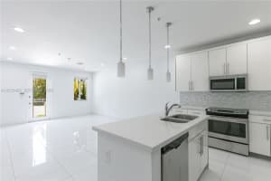 2610 NE 213th St Unit 103, Miami, FL 33180, - MLS#A12015403