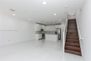 2610 NE 213th St Unit 103, Miami, FL 33180, - MLS#A12015403