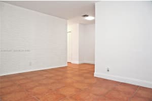 304 SE 9th Ct #6, Hallandale Beach, FL 33009, - MLS#A12015407