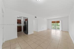 525 W 69th St APT 306, Hialeah, FL 33014, - MLS#A12015454