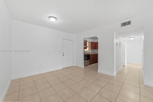 525 W 69th St APT 306, Hialeah, FL 33014, - MLS#A12015454