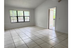 4381 W McNab Rd APT 15, Pompano Beach, FL 33069, - MLS#A12015458
