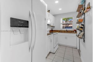 1425 Arthur St APT 103A, Hollywood, FL 33020, - MLS#A12015474