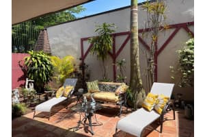 19300 W Lake Dr, Hialeah, FL 33015, - MLS#A12015497