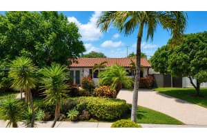 10435 SW 92nd St, Miami, FL 33176, - MLS#A12015504