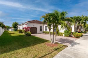 17031 SW 92nd St, Miami, FL 33196, - MLS#A12015530