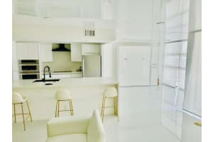 600 Parkview Dr APT 1018, Hallandale Beach, FL 33009, - MLS#A12015574