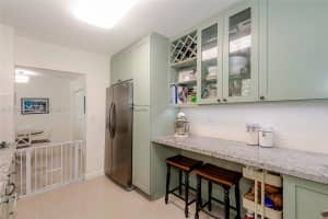 5750 Collins Ave APT 3J, Miami Beach, FL 33140, - MLS#A12015605