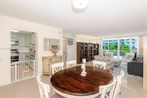 5750 Collins Ave APT 3J, Miami Beach, FL 33140, - MLS#A12015605
