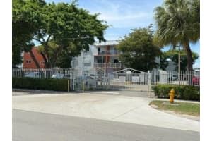11301 Sw 200th St 104-a, Miami