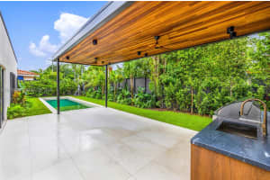 72 Shore Dr W, Miami, FL 33133, - MLS#A12015646