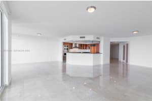 MLS# A12015683, Aventura, Florida 33160