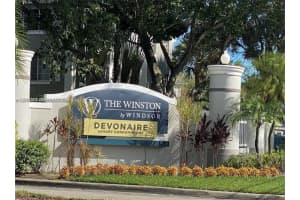 11155 Sw 5th Pl 205, Pembroke Pines