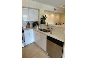 11155 SW 5th Pl APT 205, Pembroke Pines, FL 33025, - MLS#A12015765