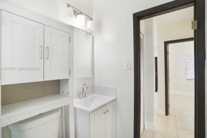 502 NW 7th Ct #1, Hallandale Beach, FL 33009, - MLS#A12015775
