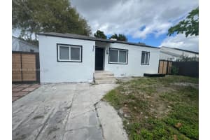 833 NW 75th St, Miami, FL 33150, - MLS#A12015808