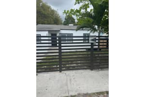 833 NW 75th St, Miami, FL 33150, - MLS#A12015808
