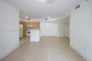 6861 SW 44th St APT 109, Miami, FL 33155, - MLS#A12015818
