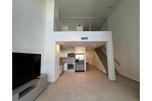Avenue on Brickell, 1050 Brickell Ave APT 412, Miami, FL 33131, - MLS#A12015828