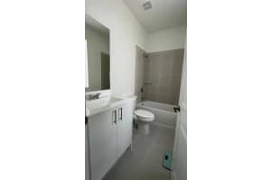 686 Se 13th Ct, Homestead