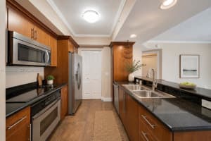 401 SW 4th Ave APT 203, Fort Lauderdale, FL 33315, - MLS#A12015852
