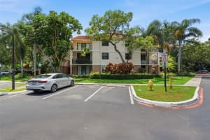10131 W Sunrise Blvd APT 204, Plantation, FL 33322, - MLS#A12015864