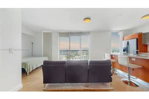 185 SW 7th St Unit 2900, Miami, FL 33130, - MLS#A12015897