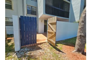 10825 Sw 112th Ave 103, Miami