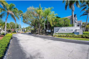 15067 Sw 103rd Ter 14203, Miami